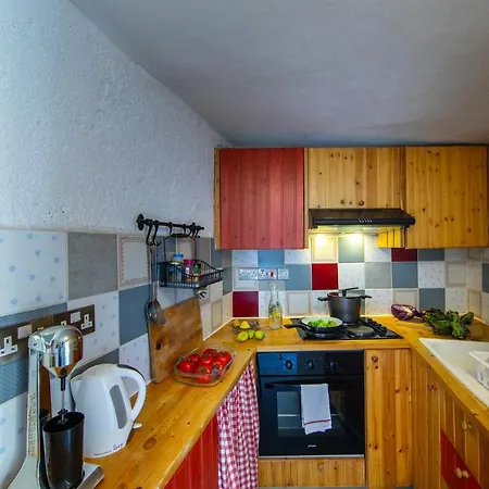 בית נופש Akamantida Platea 1 *