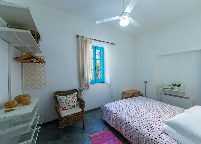 Akamantida Platea Pano Arodes