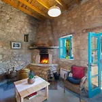 Akamantida Platea Holiday home Pano Arodes