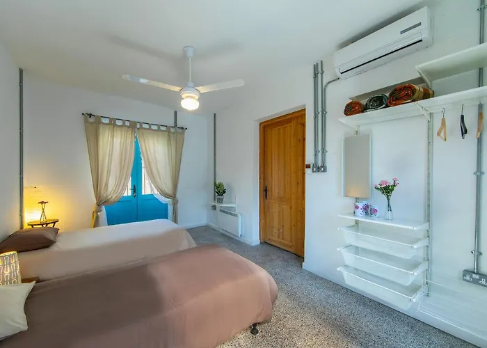 Akamantida Platea 1 *